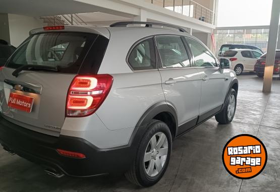 Camionetas - Chevrolet CAPTIVA 2018 Nafta 76300Km - En Venta