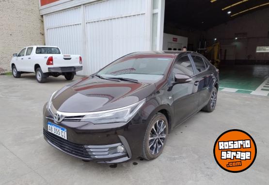 Autos - Toyota Corolla SEG 2017 Nafta 85000Km - En Venta