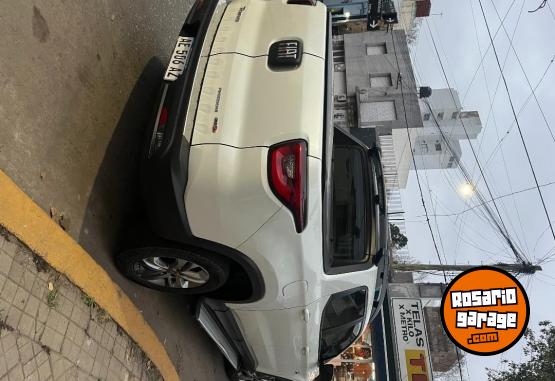 Camionetas - Fiat Toro 2020 Diesel 92000Km - En Venta