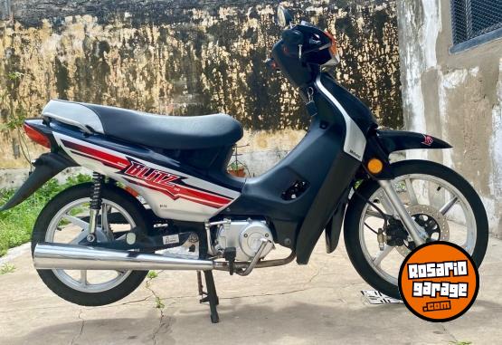 Motos - Motomel Blitz 2022 Nafta 15000Km - En Venta