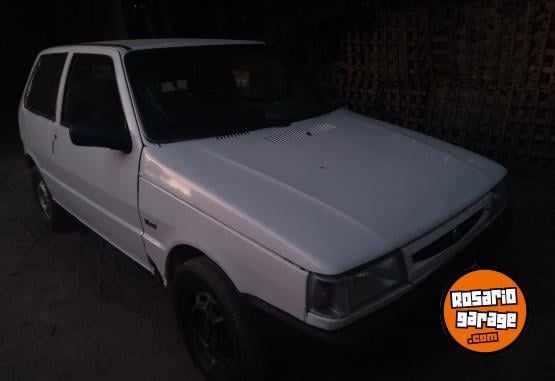 Autos - Fiat Uno cargo 2003 Nafta 250000Km - En Venta