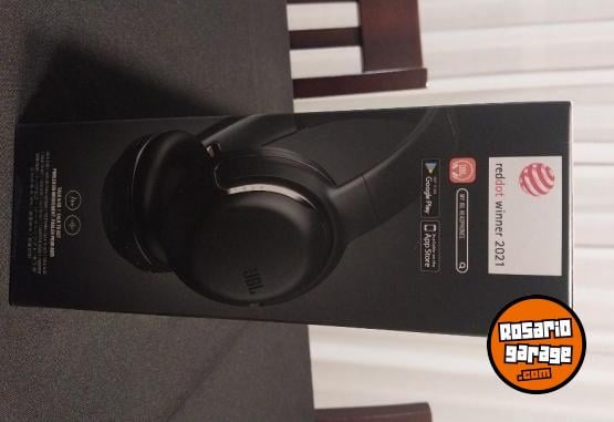 Electrnica - Auriculares  JBL Tour One - En Venta