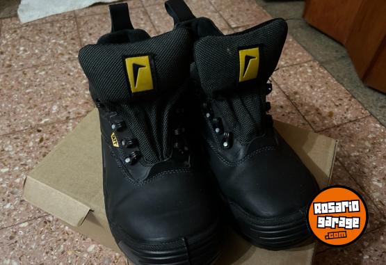 Indumentaria - Zapato de seguridad marca ATT TALLE 42 SIN USO - En Venta