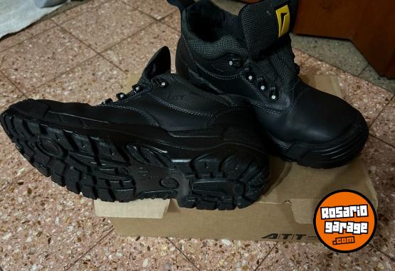 Indumentaria - Zapato de seguridad marca ATT TALLE 42 SIN USO - En Venta