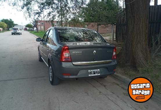 Autos - Renault Logan 2010 Nafta 158000Km - En Venta