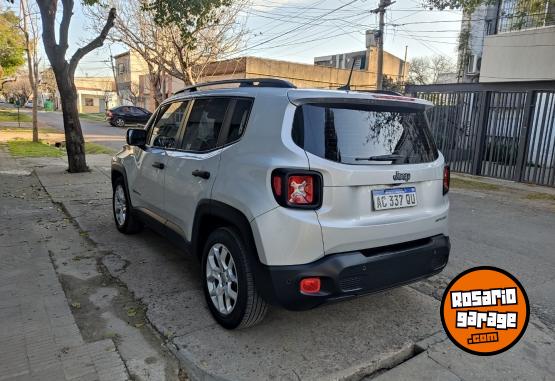 Camionetas - Jeep Renegade 2018 Nafta 59000Km - En Venta