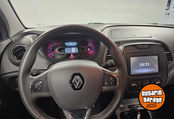 Autos - Renault Captur Life 2019 Nafta 41000Km - En Venta