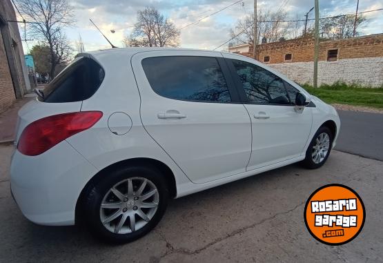 Autos - Peugeot 308 2013 Nafta 120000Km - En Venta