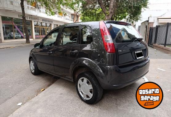 Autos - Ford Fiesta 1.6 Ambiente 5P 2006 GNC 205000Km - En Venta