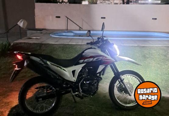 Motos - Honda Xr 190L 2024 Nafta 1900Km - En Venta