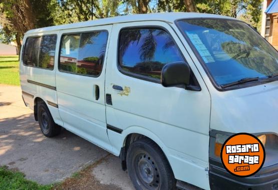 Utilitarios - Toyota HIACE 2000 Diesel 470500Km - En Venta