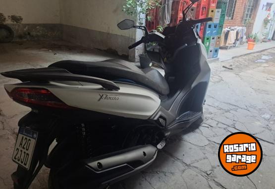 Motos - Kymco X-TOWN 250 2023 Nafta 4000Km - En Venta