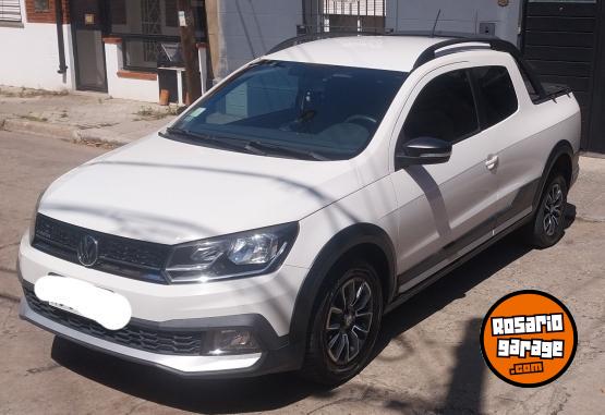 Utilitarios - Volkswagen saveiro 2018 Nafta 100000Km - En Venta