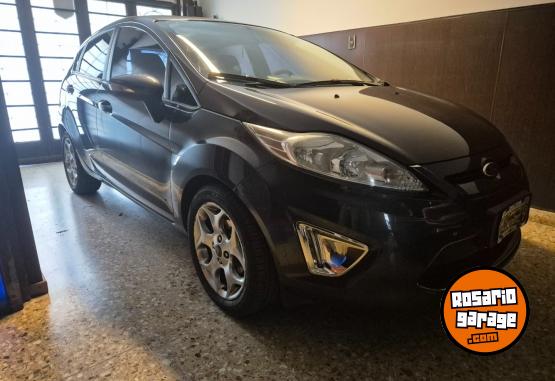 Autos - Ford Titanium 2012 Nafta 136000Km - En Venta