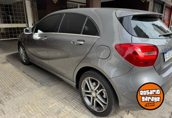 Autos - Mercedes Benz A 200 Urban 2017 Nafta 75000Km - En Venta