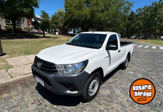 Camionetas - Toyota Hilux CS 4x4 DX 2.4 TDI l 2022 Diesel 42350Km - En Venta