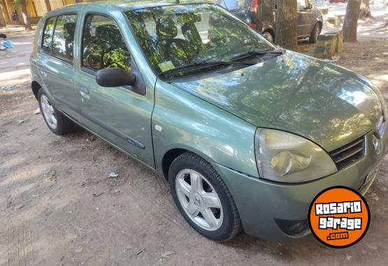 Autos - Renault Clio 5 puertas 2006 Nafta 222000Km - En Venta