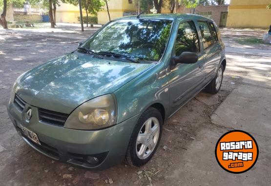 Autos - Renault Clio 5 puertas 2006 Nafta 222000Km - En Venta