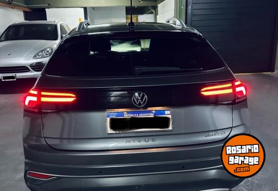 Autos - Volkswagen Nivus Highline 2021 Nafta 36000Km - En Venta