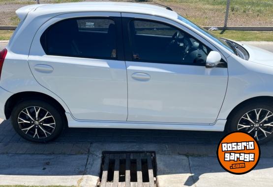 Autos - Toyota Etios XLS /18 automtico 2018 Nafta 40000Km - En Venta