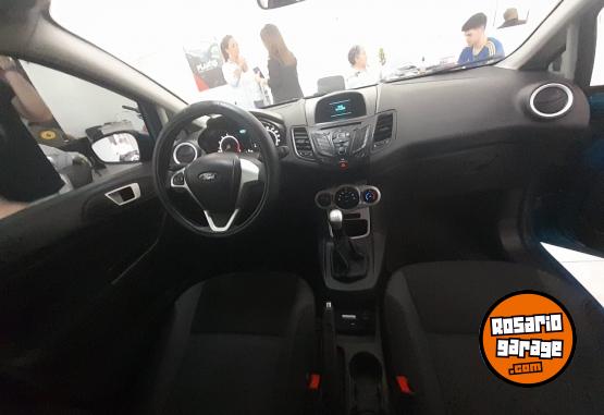 Autos - Ford Fiesta 2016 Nafta 130000Km - En Venta