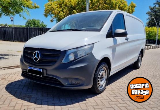 Utilitarios - Mercedes Benz Vito 1.6 V2 2017 Diesel  - En Venta