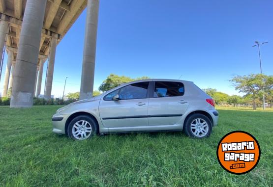 Autos - Peugeot 307 2010 Nafta 117000Km - En Venta