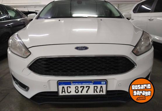 Autos - Ford Focus 5P 2.0L N MT SE Plu 2018 Nafta 71000Km - En Venta