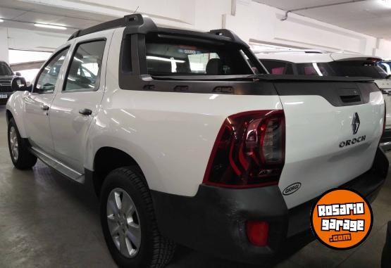 Autos - Renault Duster Oroch Dynamique 2018 Nafta 76900Km - En Venta