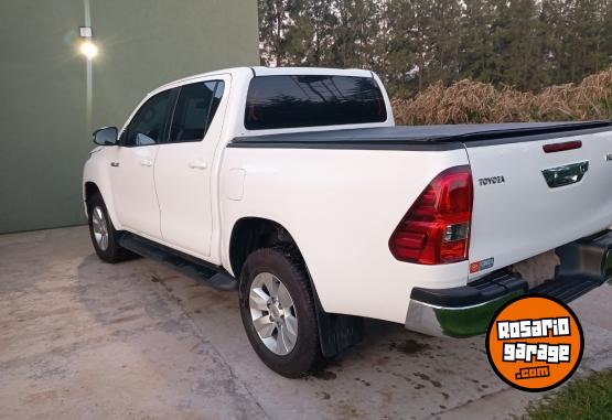 Camionetas - Toyota SR 2018 Diesel 90000Km - En Venta