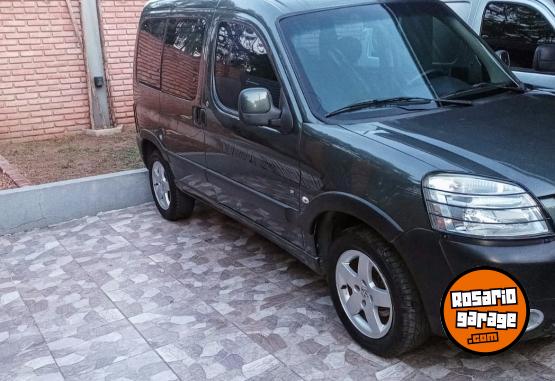 Utilitarios - Peugeot Partner Patagonia HDI 1.6 2014 Diesel 146000Km - En Venta