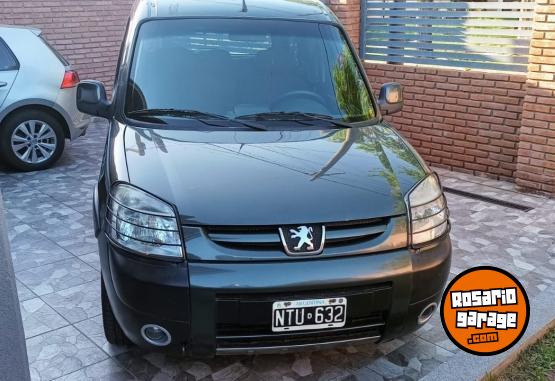 Utilitarios - Peugeot Partner Patagonia HDI 1.6 2014 Diesel 146000Km - En Venta