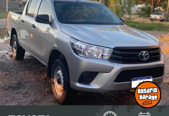 Camionetas - Toyota HILUX DX 2017 Diesel 170000Km - En Venta