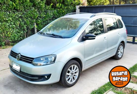 Autos - Volkswagen SURAN 2012 Nafta 151000Km - En Venta