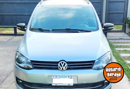 Autos - Volkswagen SURAN 2012 Nafta 151000Km - En Venta