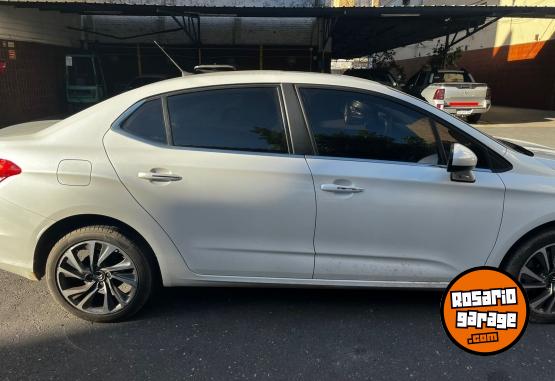 Autos - Citroen C4 Lounge 2017 Nafta 72000Km - En Venta