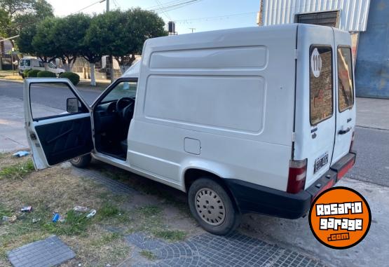 Utilitarios - Fiat Fiorino 2004 GNC 200000Km - En Venta