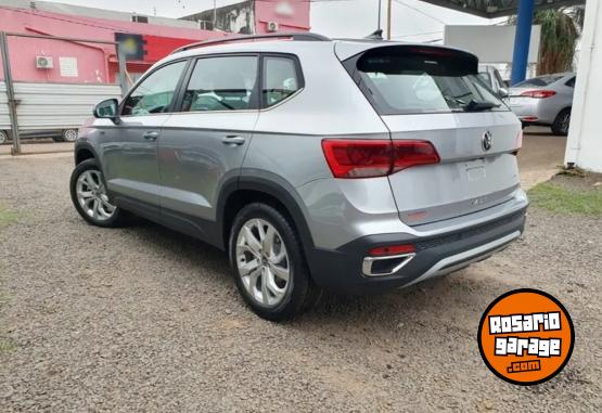 Autos - Volkswagen TAOS COMOFRTLINE 2024 Nafta 0Km - En Venta