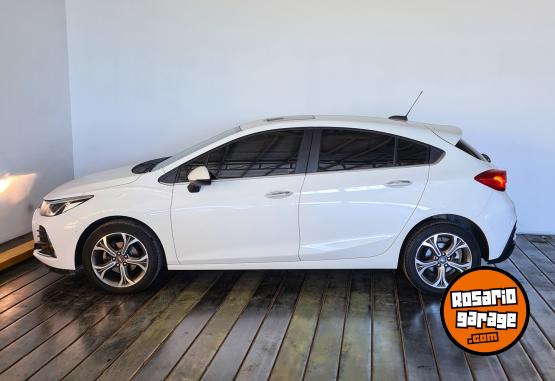 Autos - Toyota CRUZE 5P 1,4/ PREMIER II 2021 Nafta 64826Km - En Venta