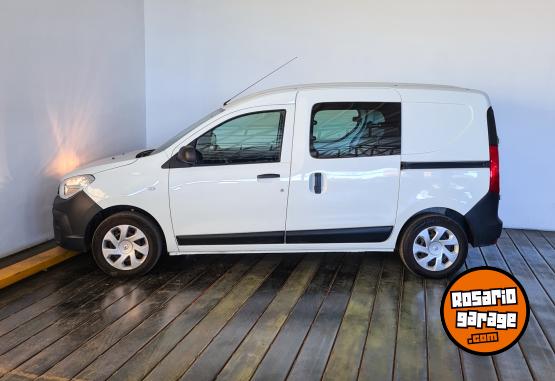 Utilitarios - Renault KANGOII EXPRESS EMOTION 2022 Nafta 71071Km - En Venta