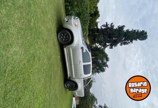 Camionetas - Toyota Hilux 2006 Diesel 400000Km - En Venta