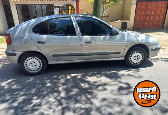 Autos - Renault Megane bicuerpo 1.6 2007 Nafta 150000Km - En Venta