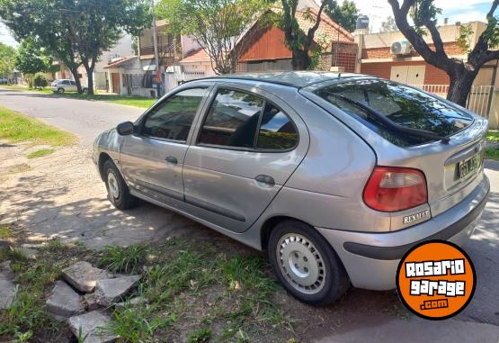 Autos - Renault Megane bicuerpo 1.6 2007 Nafta 150000Km - En Venta