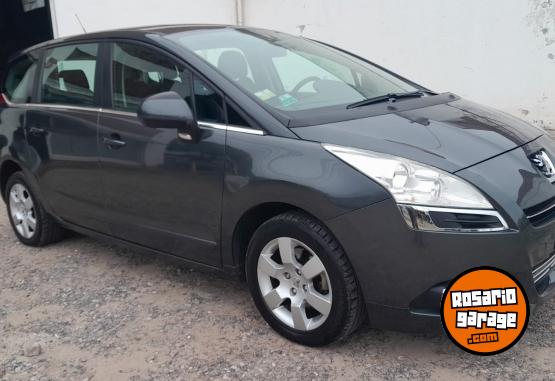 Autos - Peugeot 5008 7 PLAZAS ALLURE PLUS 2013 Nafta 158236Km - En Venta