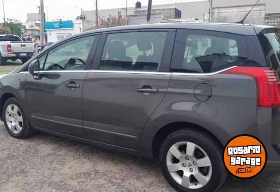 Autos - Peugeot 5008 7 PLAZAS ALLURE PLUS 2013 Nafta 158236Km - En Venta