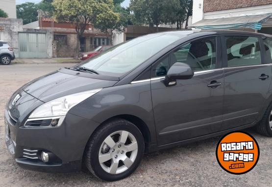 Autos - Peugeot 5008 7 PLAZAS ALLURE PLUS 2013 Nafta 158236Km - En Venta