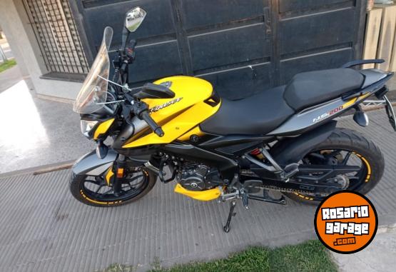 Motos - Bajaj Rousser ns200 2017 Nafta 18000Km - En Venta