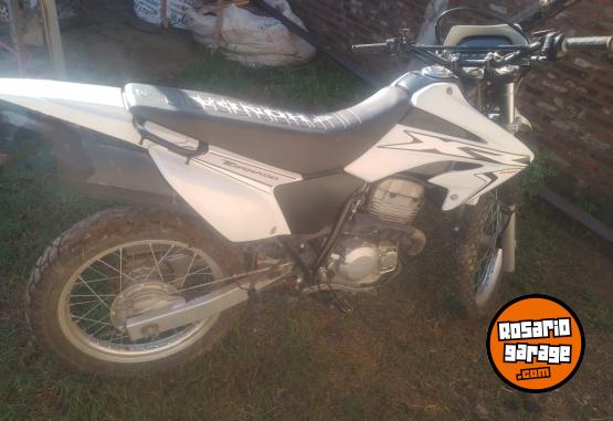 Motos - Honda Tornado 2017 Nafta 25000Km - En Venta