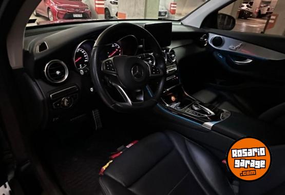 Autos - Mercedes Benz GLC 300 2017 Nafta 57962Km - En Venta