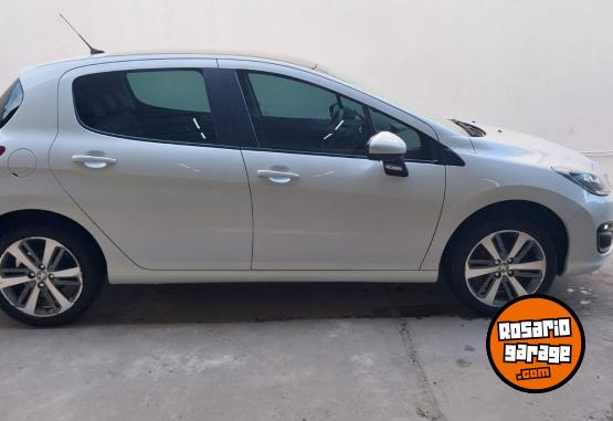 Autos - Peugeot 308 Feline 2017 Diesel 85000Km - En Venta